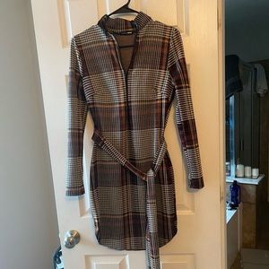 Fall dress from fashion nova size medium.  Never worn!!